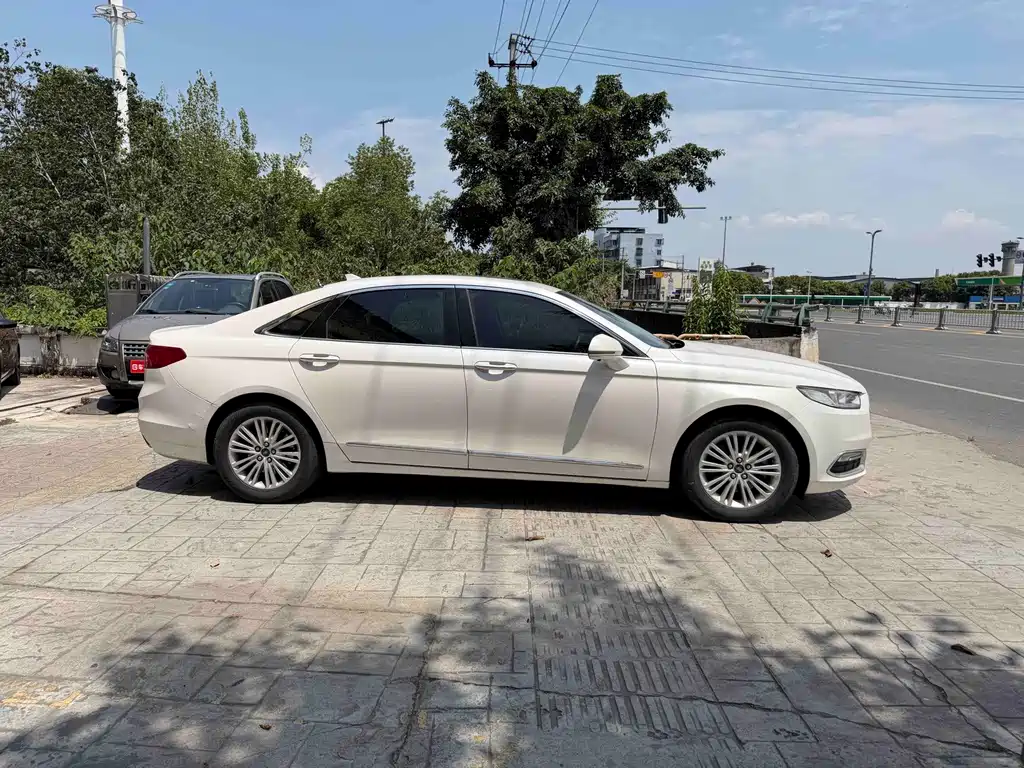 Taurus 2017 EcoBoost 245 Fashion Model купить на сайте DeffCars