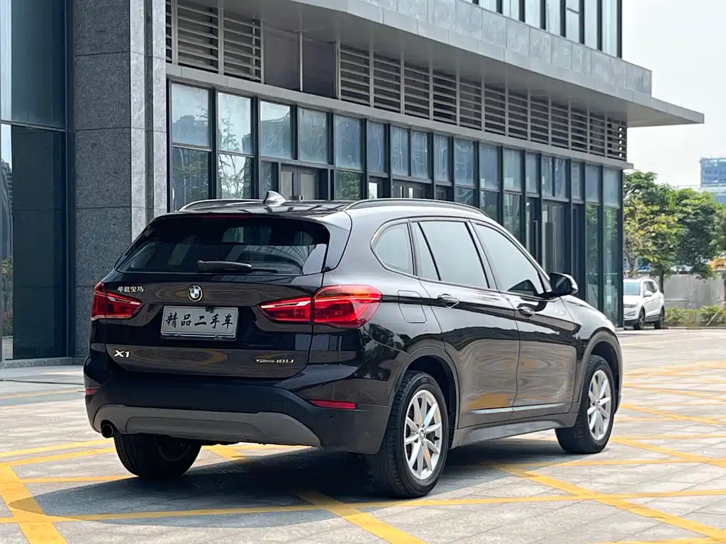 BMW X1 2018 sDrive18Li Fashion Model купить на сайте DeffCars