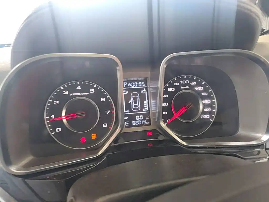 Damai X5 2017 upgraded version 1.5T CVT landlord type купить на сайте DeffCars