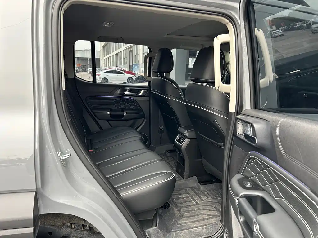 Tank 300 2021 Off-Road Version 2.0T Conqueror купить на сайте DeffCars