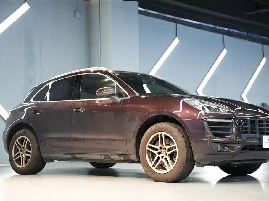 Macan 2017 Macan 2.0T купить на сайте DeffCars