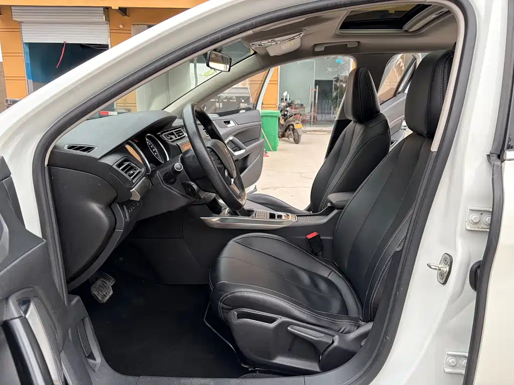 Peugeot 408 2016 1.6T automatic luxury version купить на сайте DeffCars