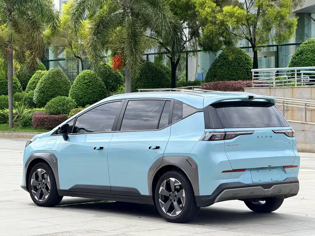 AION Y 2022 70 Smart Edition Lithium Iron Phosphate купить на сайте DeffCars