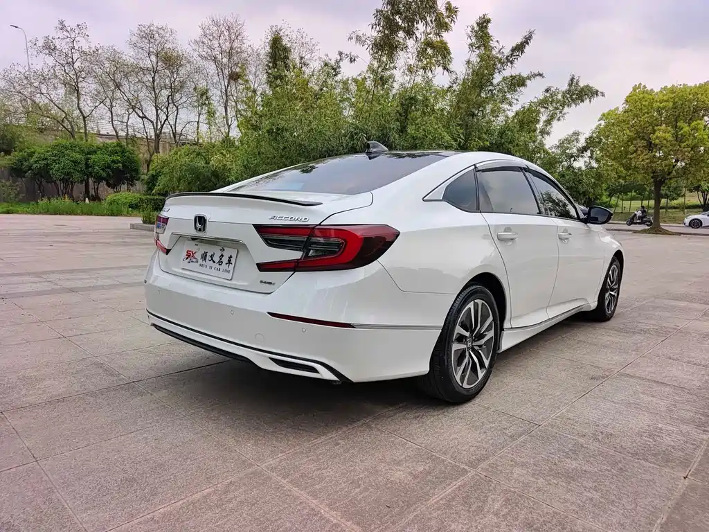 Accord 2022 Sharp Hybrid 2.0L Sharp Collar Edition купить на сайте DeffCars