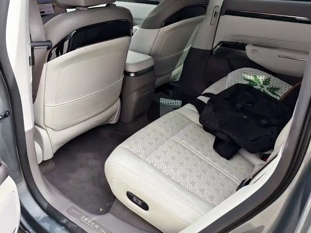 Jikrypton 7X 2025 75kWh rear-wheel drive smart driving version купить на сайте DeffCars