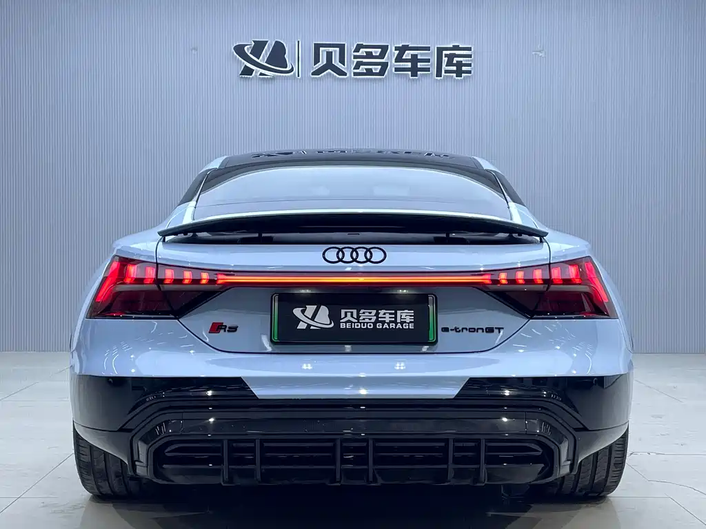 Audi RS e-tron GT 2023 basic model купить на сайте DeffCars