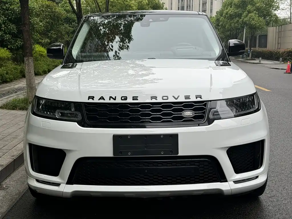 Range Rover Sport 2021 3.0 L6 Black Edition купить на сайте DeffCars