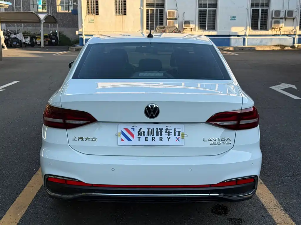 Lavida 2023 280TSI DSG Manyi Edition купить на сайте DeffCars