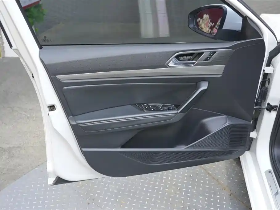 Lavida 2019 1.5L automatic comfort version National VI купить на сайте DeffCars