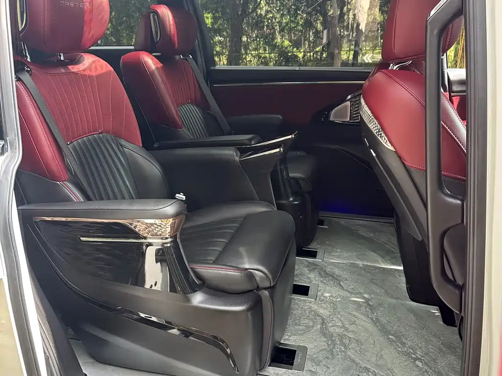 Trumpchi M8 2024 Grandmaster Series Dual Engine Royal Edition купить на сайте DeffCars