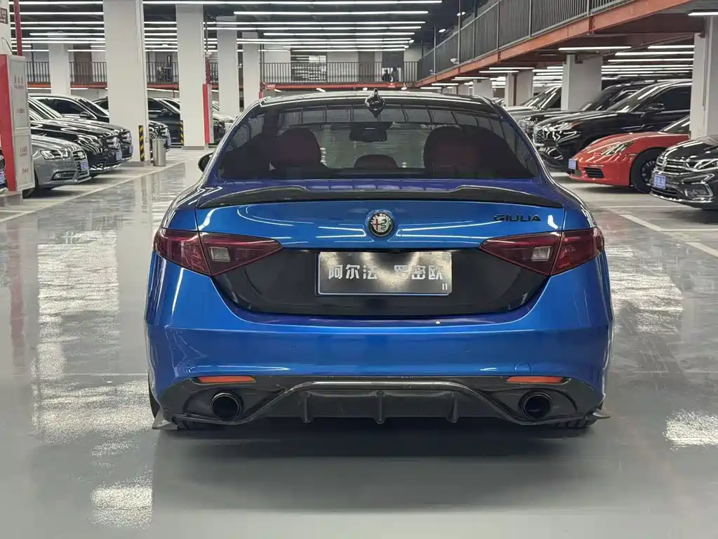 Giulia 2017 2.0T 280HP Luxury Edition купить на сайте DeffCars