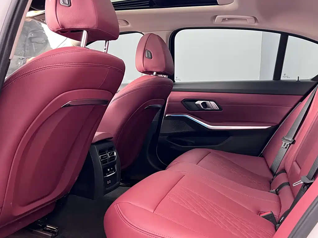 BMW 3 Series 2023 325Li M Sports Package купить на сайте DeffCars
