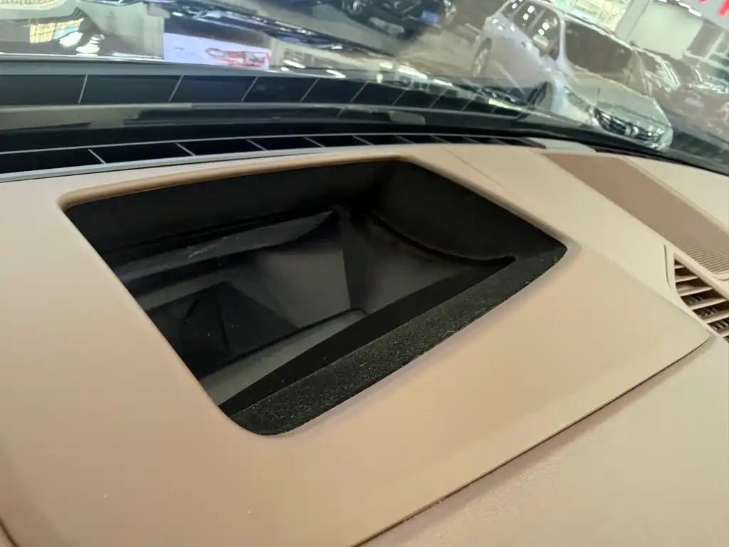 Cayenne 2023 Cayenne 3.0T Platinum Edition купить на сайте DeffCars