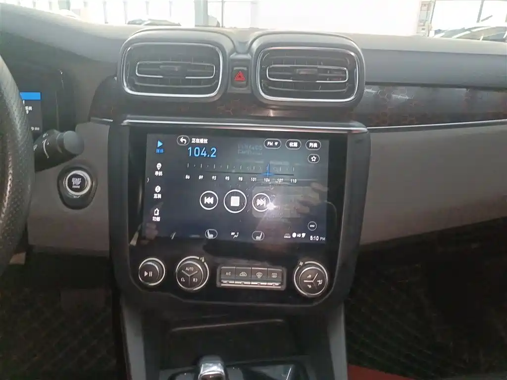 Lynk & Co 03 2020 2.0TD automatic version купить на сайте DeffCars