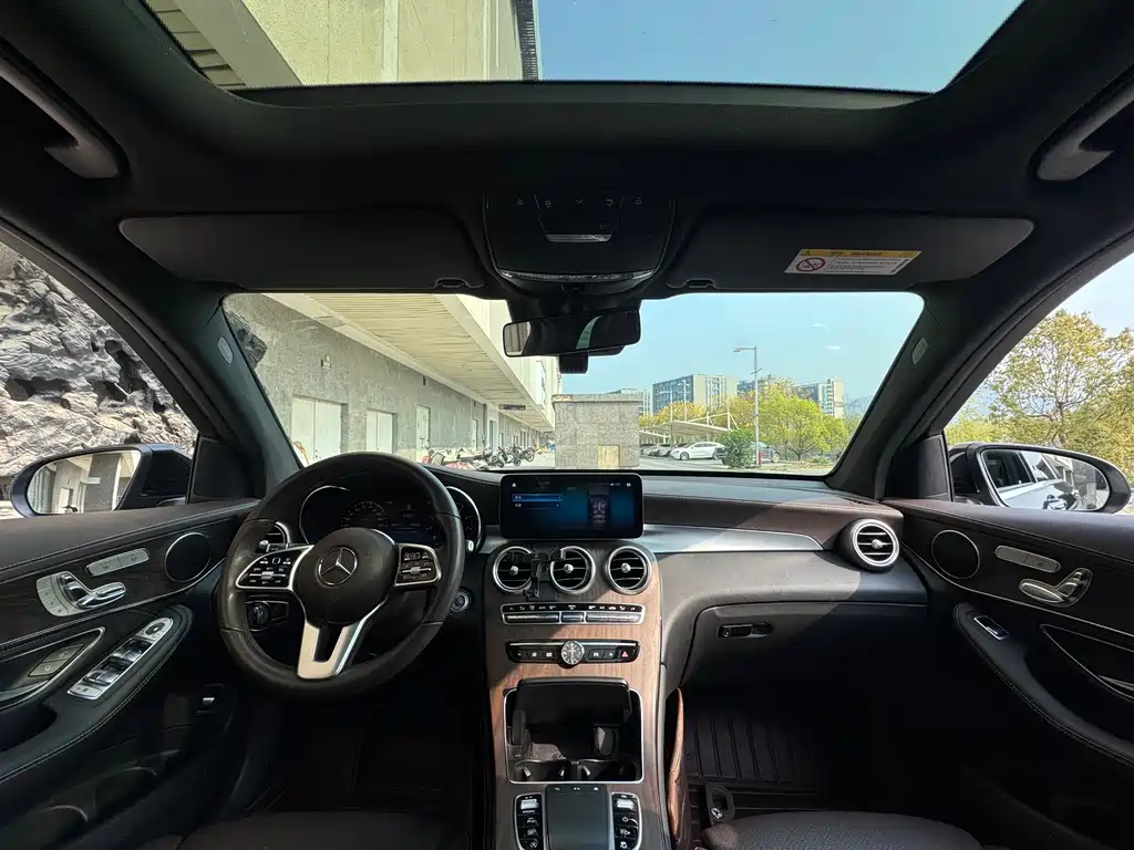 Mercedes-Benz GLC 2020 facelift GLC 300 L 4MATIC dynamic купить на сайте DeffCars