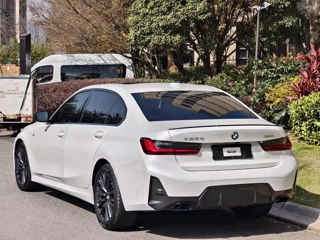 BMW 3 Series 2024 325Li M Sports Night Package купить на сайте DeffCars