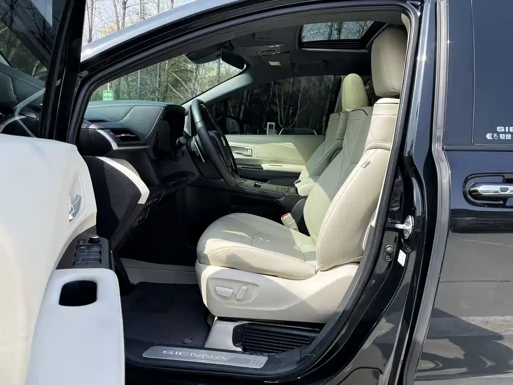 SIENNA 2024 2.5L hybrid four-wheel drive premium version купить на сайте DeffCars