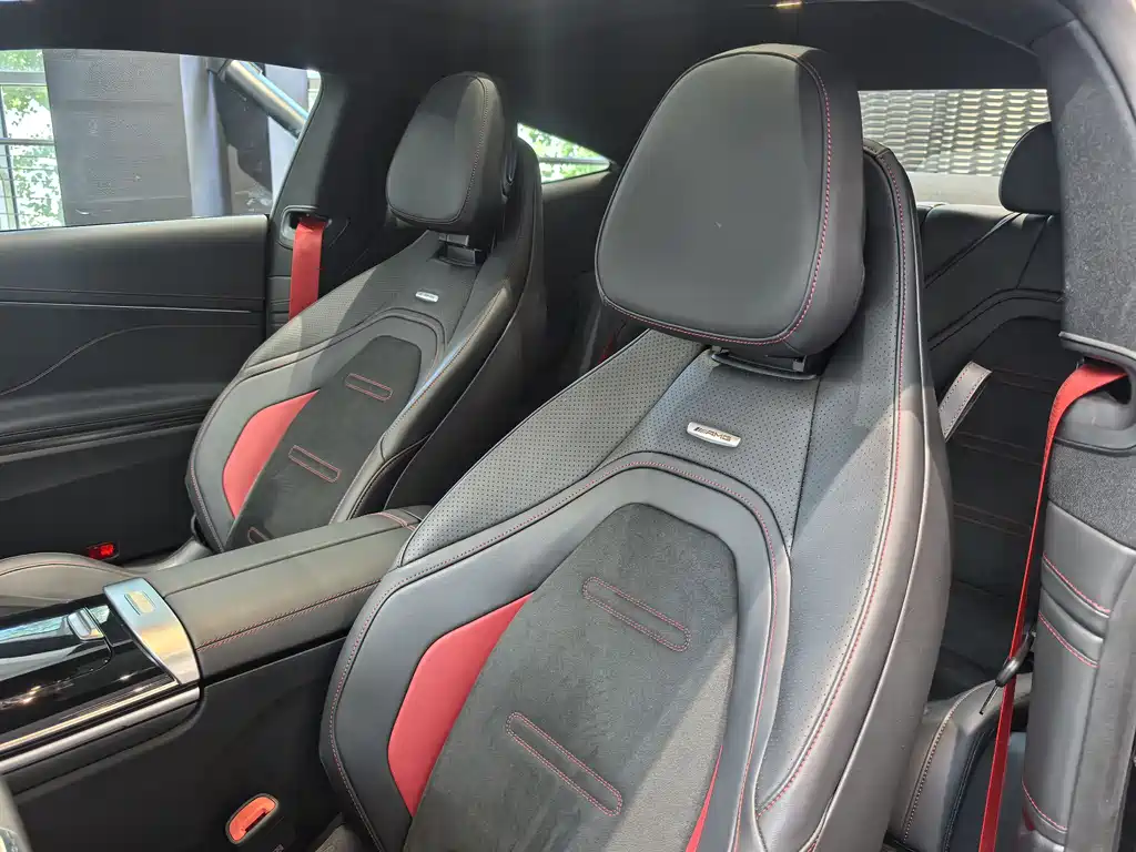 Mercedes-Benz CLE AMG 2026 AMG CLE 53 4MATIC+ Coupe купить на сайте DeffCars