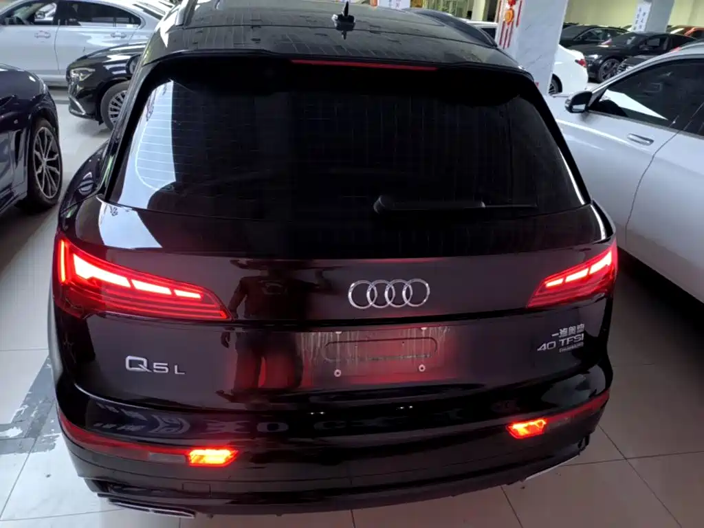 Audi Q5L 2023 40T luxury and dynamic model купить на сайте DeffCars