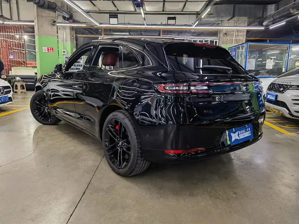 Wenjie M5 2025 extended range Ultra rear-wheel drive version купить на сайте DeffCars