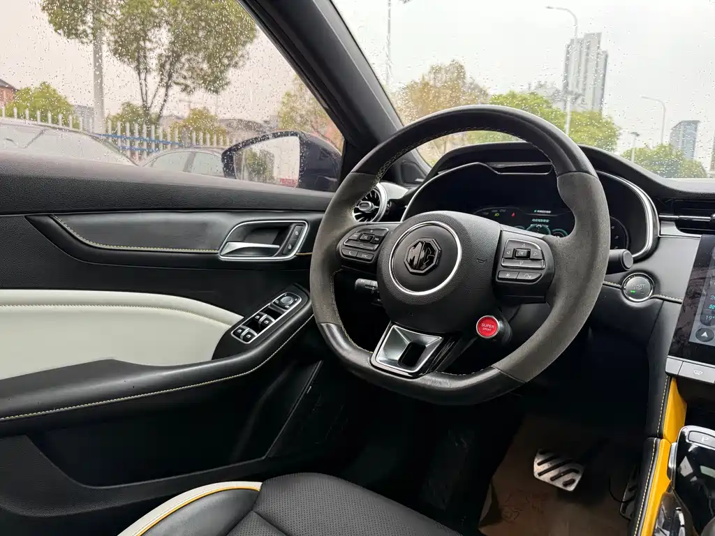 MG6 2021 Pro 1.5T automatic Trophy flagship version купить на сайте DeffCars