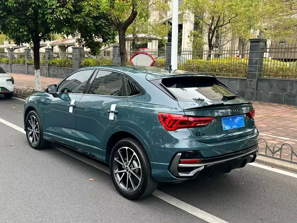 Audi Q3 Sportback 2023 45 TFSI quattro ice and snow sports version купить на сайте DeffCars