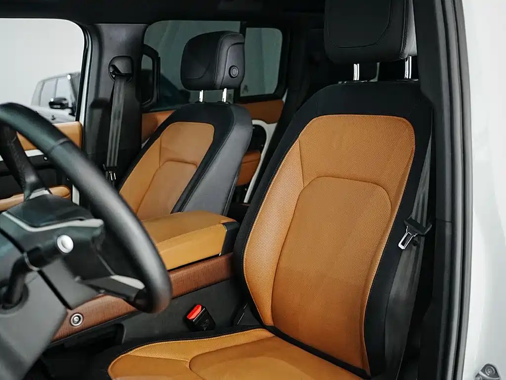 Land Rover Defender 2024 110 3.0T P400 X-DYNAMIC HSE купить на сайте DeffCars