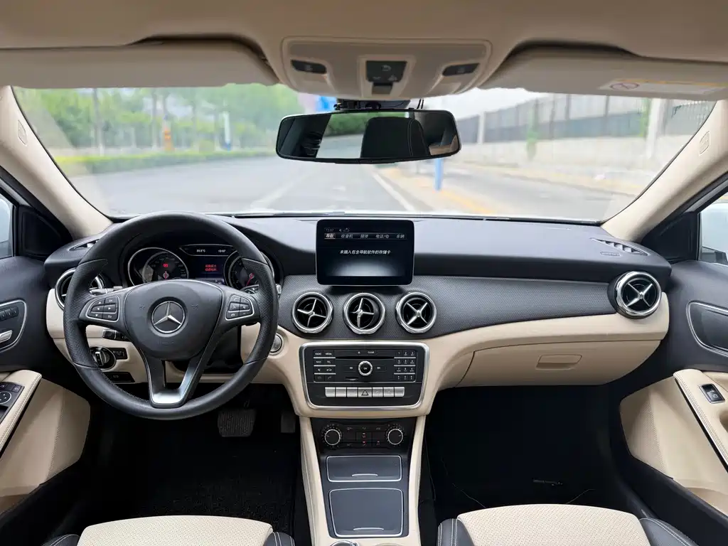 Mercedes GLA 2018 200 Dynamic купить на сайте DeffCars