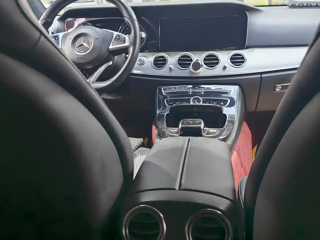 Mercedes-Benz E-Class 2018 E 200 Sports купить на сайте DeffCars