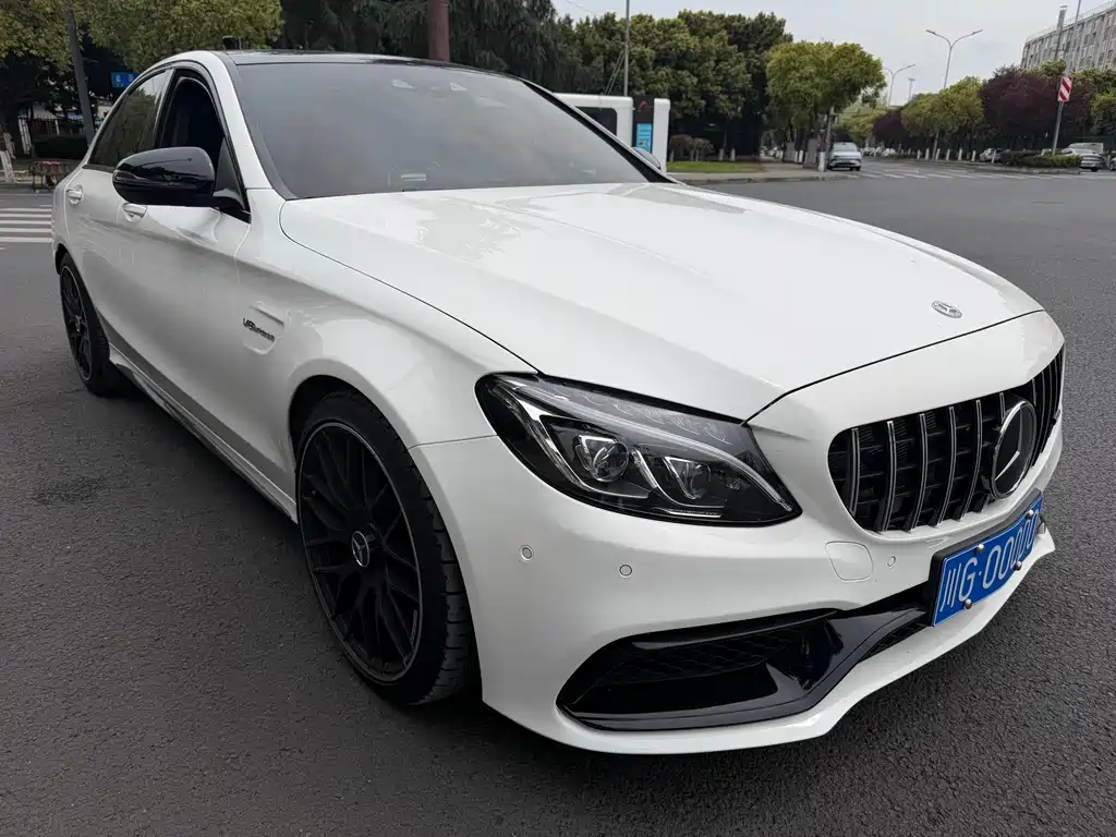 Mercedes-Benz C-Class AMG 2015 AMG C 63 купить на сайте DeffCars