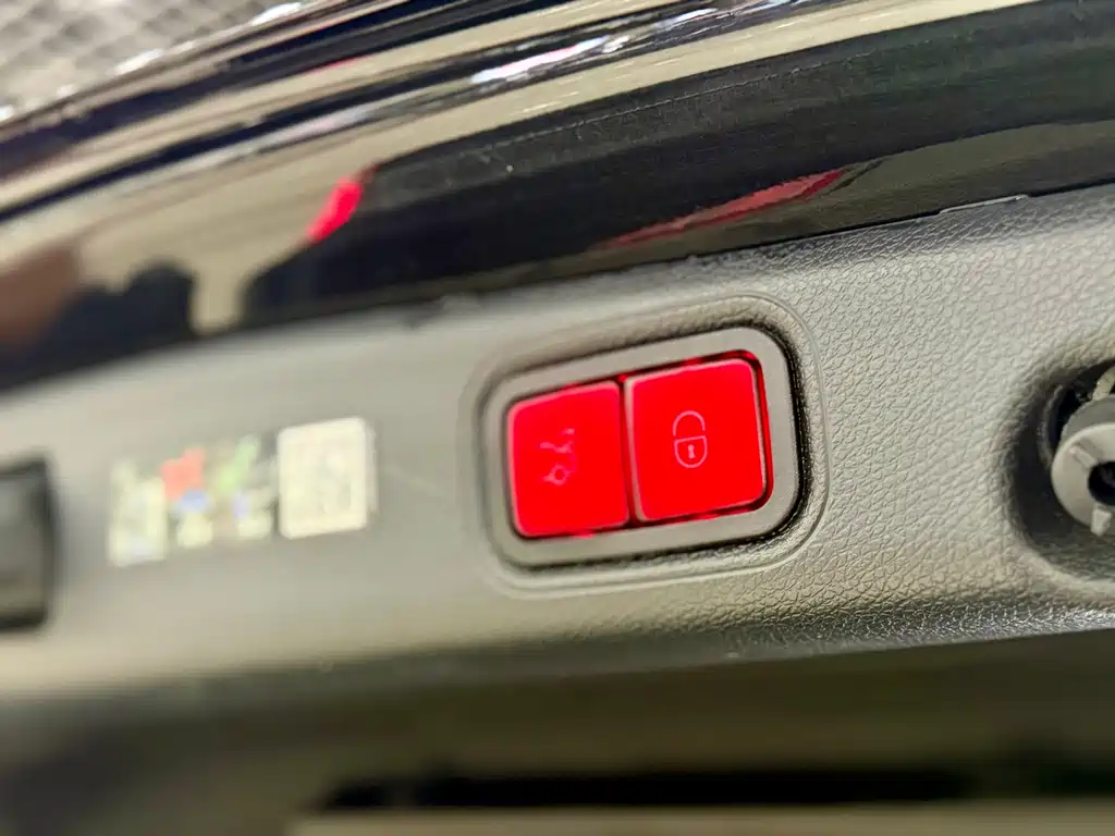 Mercedes-Benz E-Class 2022 facelift E 300 L fashionable model купить на сайте DeffCars