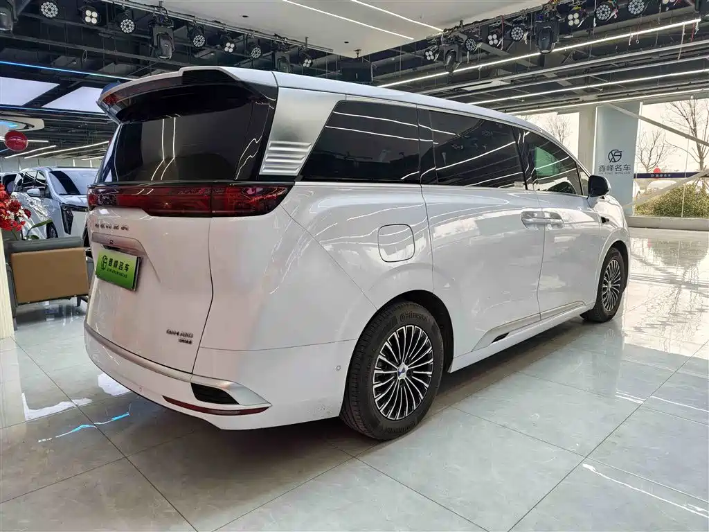 Denza D9 2025 DM-i smart driving version 1020 four-wheel drive exclusive model купить на сайте DeffCars