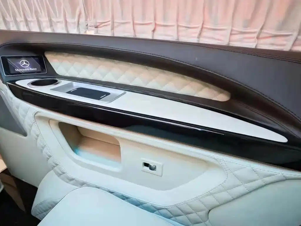Vito 2021 2.0T Business Edition 7 seats купить на сайте DeffCars