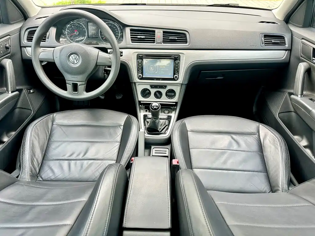 Lavida 2013 facelift classic 1.6L manual comfort version купить на сайте DeffCars