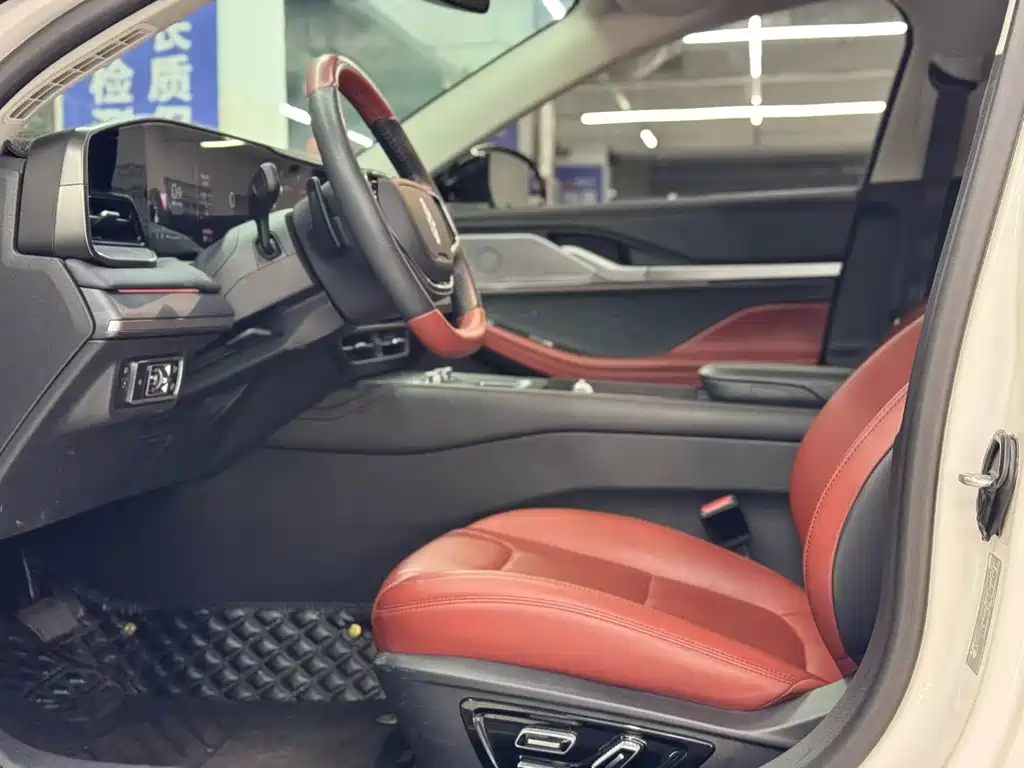 Lincoln Z 2022 facelift i-exclusive edition купить на сайте DeffCars