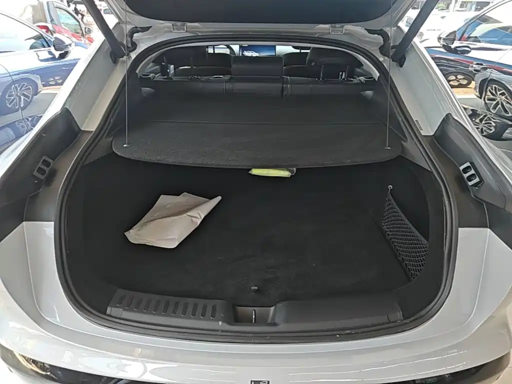 Baojun Xiangjing 2025 plug-in hybrid 140km luxury version купить на сайте DeffCars