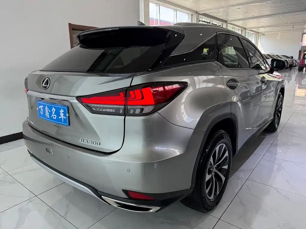 Lexus RX 2020 facelift 300 two-wheel drive elite version купить на сайте DeffCars