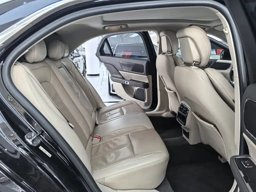 Lincoln Continental 2018 2.0T Two-wheel drive Exclusive Edition купить на сайте DeffCars