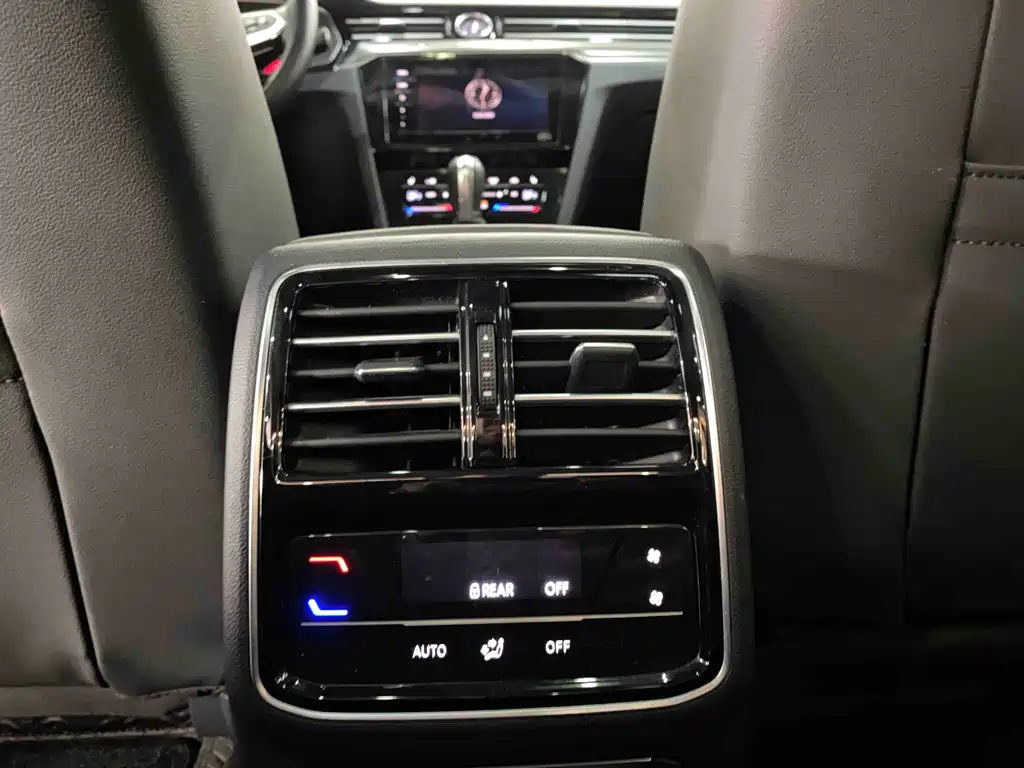 Magotan 2020 330TSI DSG leading model купить на сайте DeffCars