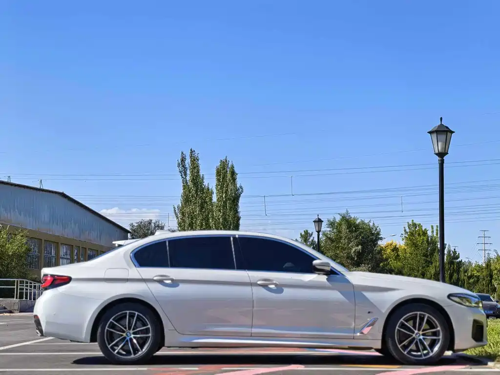 BMW 5 Series 2021 525Li M Sports Package купить на сайте DeffCars