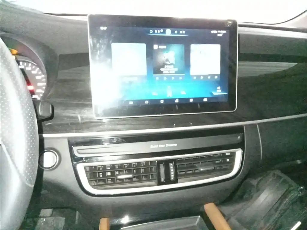 Song MAX 2019 1.5T automatic smart connected Ruiyi sunroof type 6 seats National V купить на сайте DeffCars
