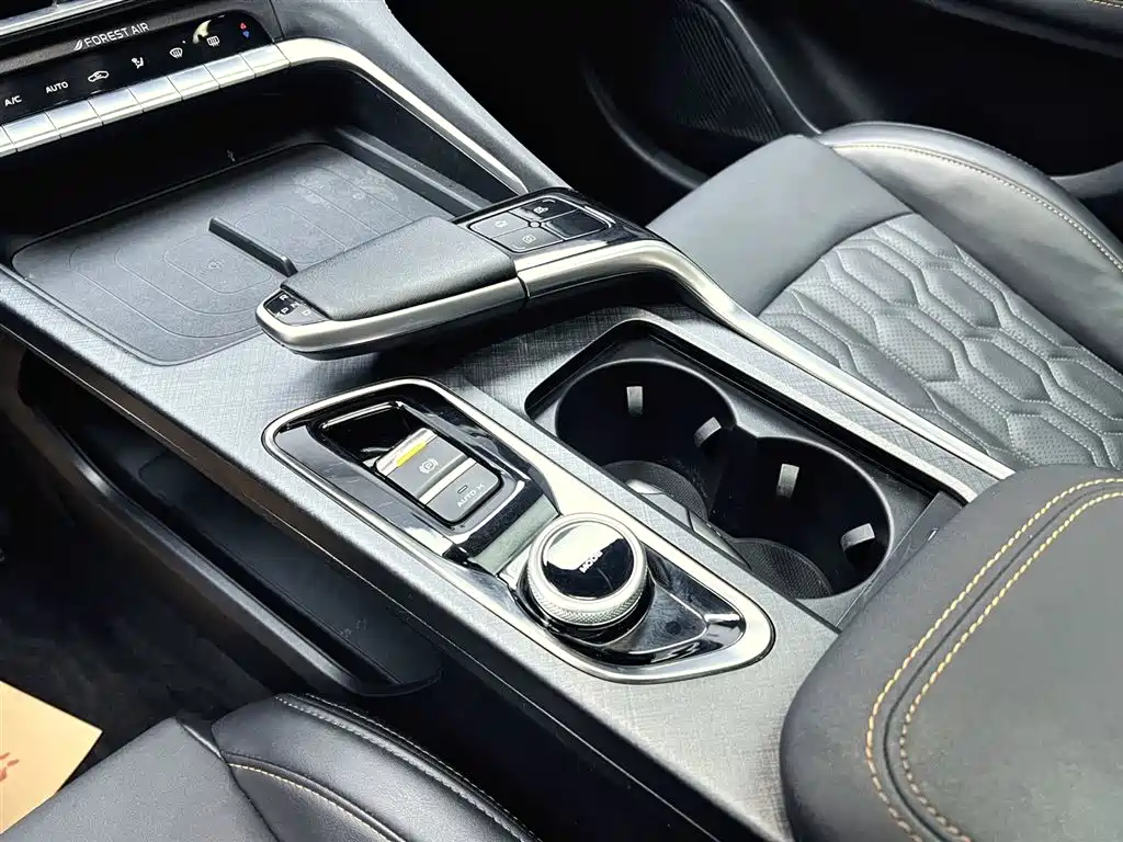 Changan UNI-T 2022 2.0T premium model купить на сайте DeffCars