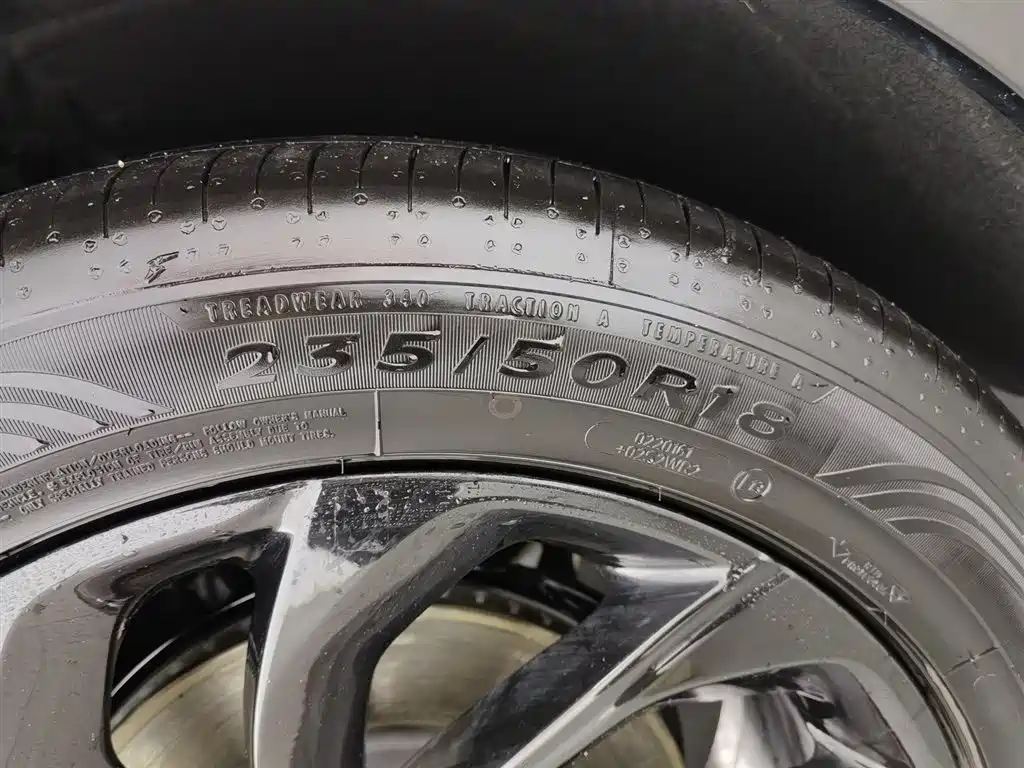 Lincoln Z 2025 2.0T Premium Hybrid Edition купить на сайте DeffCars