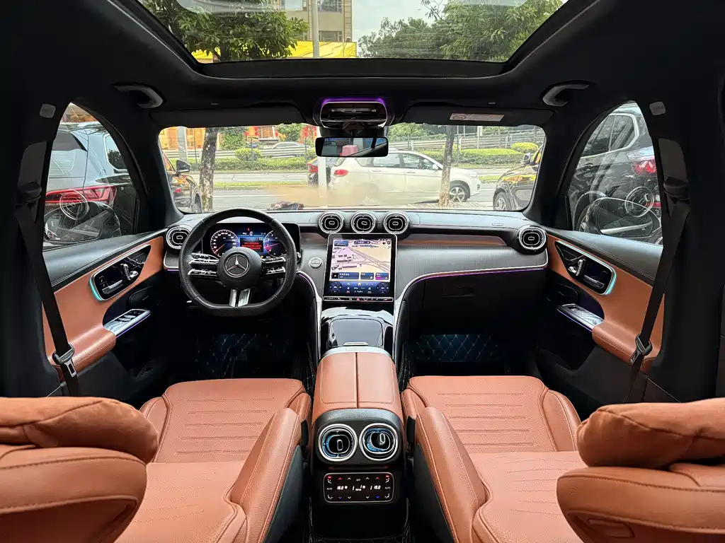 Mercedes-Benz GLC 2024 GLC 260 L 4MATIC luxury model 5 seats купить на сайте DeffCars