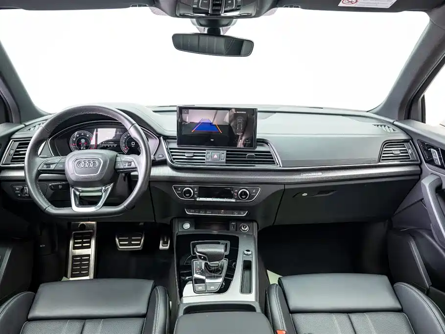 Audi Q5L 2024 40 TFSI luxury and dynamic model купить на сайте DeffCars