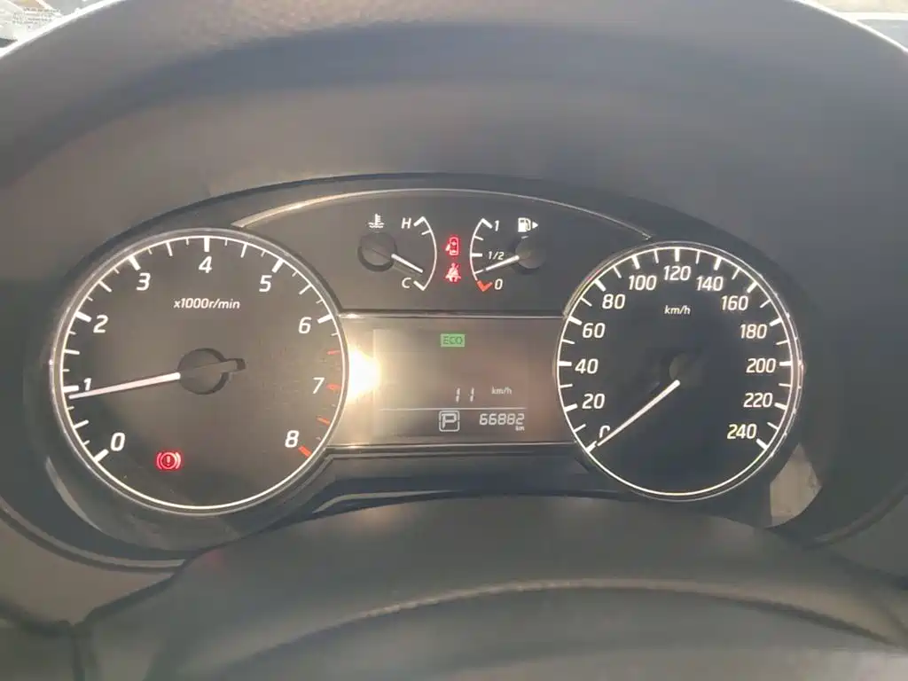Tiida 2016 1.6L CVT cool version купить на сайте DeffCars