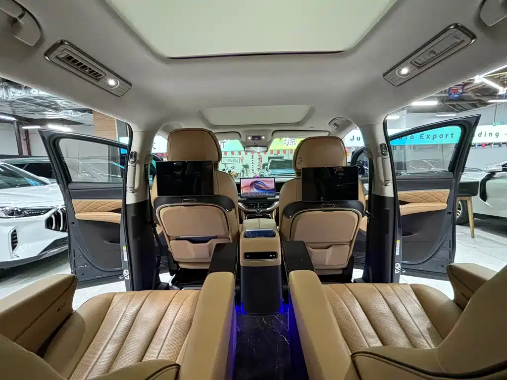 Denza D9 2024 DM-i 980 four-wheel drive flagship model купить на сайте DeffCars