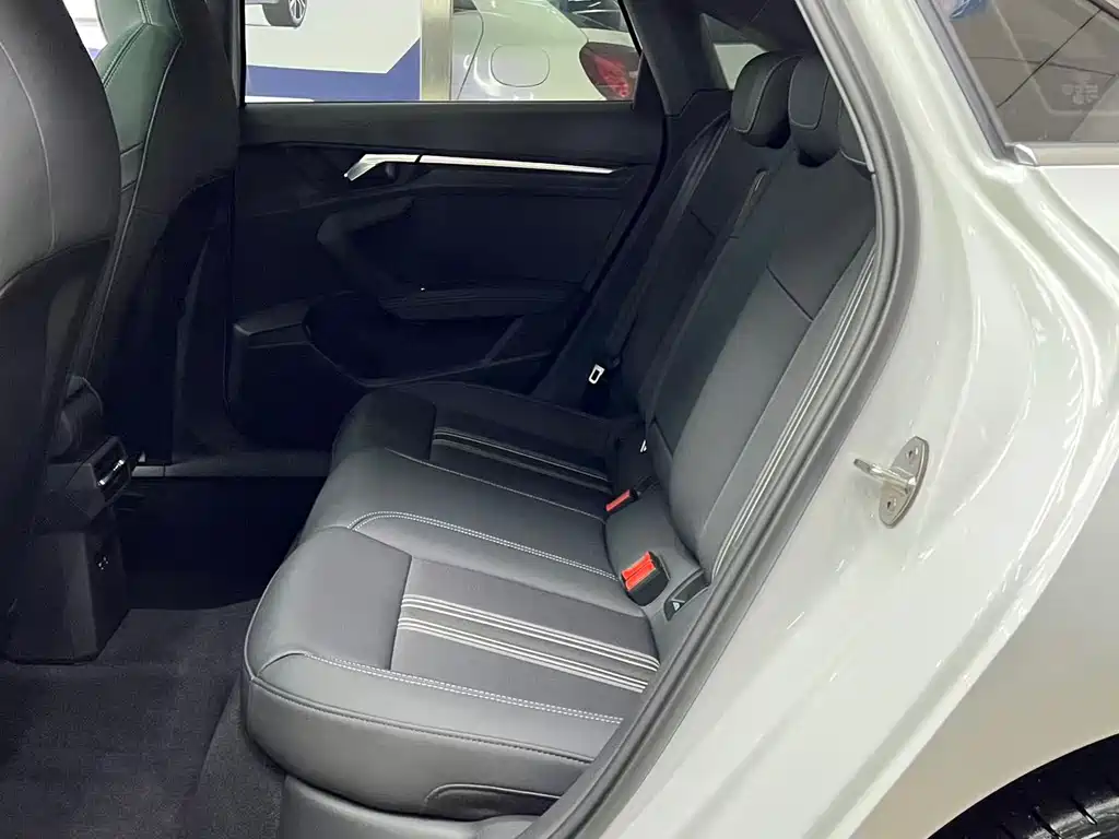 Audi A3 2022 A3L Limousine 35 TFSI Fashionable and Sporty купить на сайте DeffCars