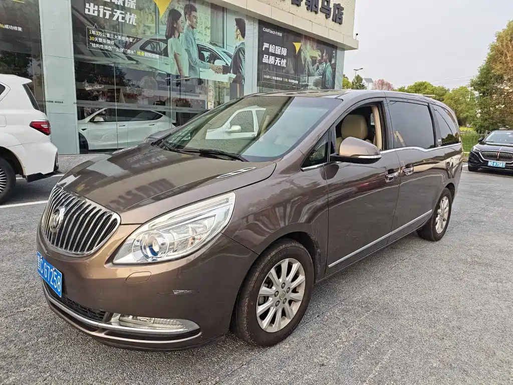 Buick GL8 2011 3.0L XT Luxury Business Ultimate Edition купить на сайте DeffCars