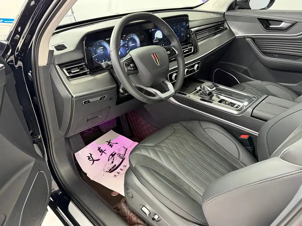 Hongqi HS5 2023 2.0T Qixiang Pro version купить на сайте DeffCars